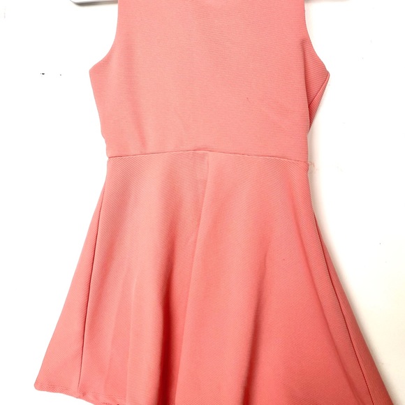 Pink formal dress - Picture 3 of 3